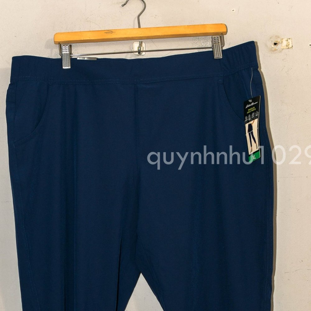 Eddie Bauer Ladies' Traveler Pant in  NAVY - Picture 4 of 6